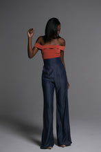Load image into Gallery viewer, Wide Legged Tie Front Pant
